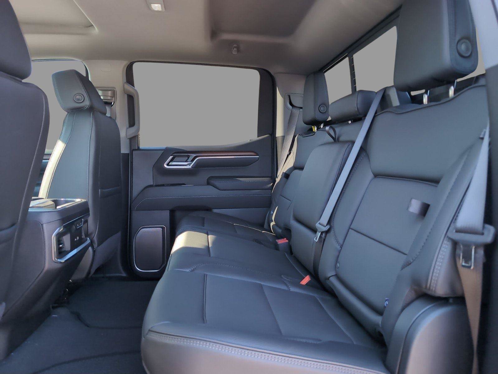 New 2026 GMC Sierra 1500 Denali w/ Denali Reserve Package AWD/4WD image 29