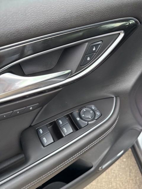 Used 2024 Buick Envision Preferred AWD/4WD image 11