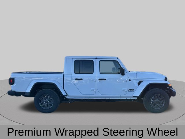 New 2026 Jeep Gladiator Sport AWD/4WD image 9