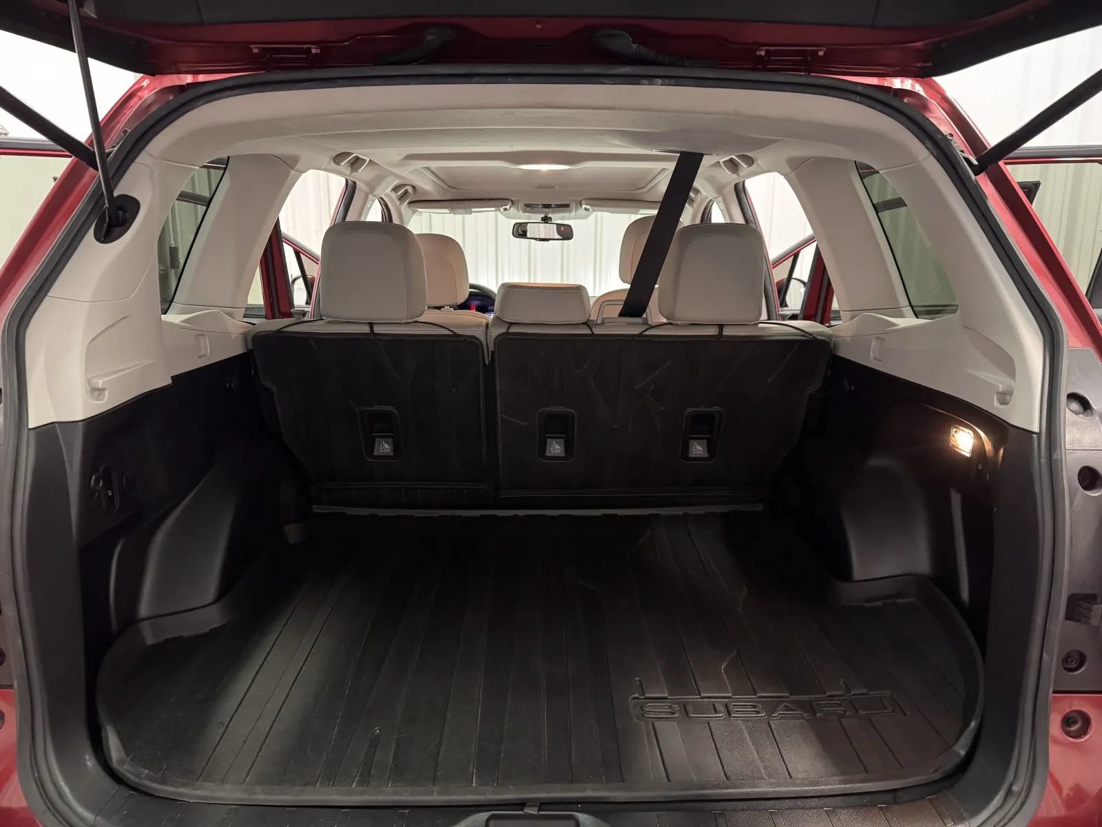 Used 2016 Subaru Forester 2.5i Touring w/ Popular Package #1 AWD/4WD image 38