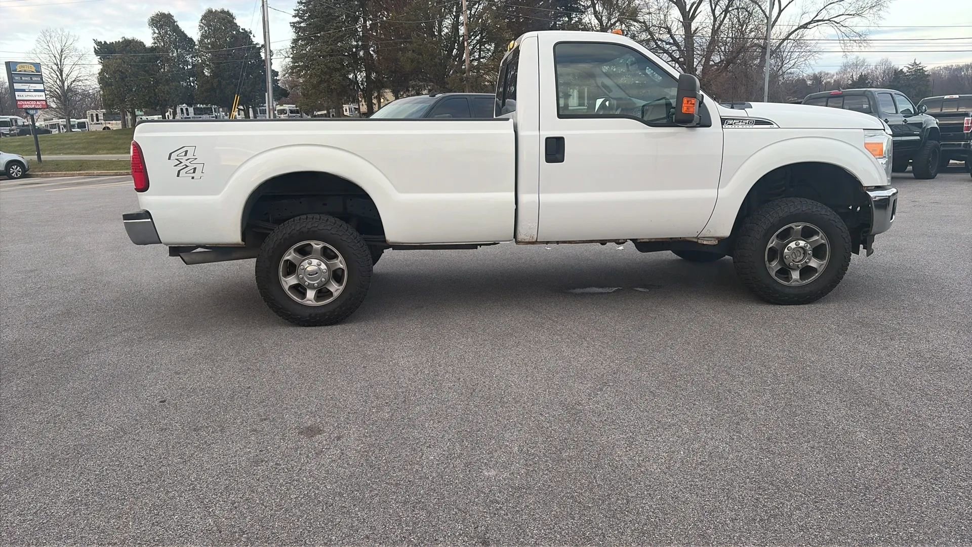 Used 2014 Ford F250 XLT w/ Snow Plow Prep Package image 12