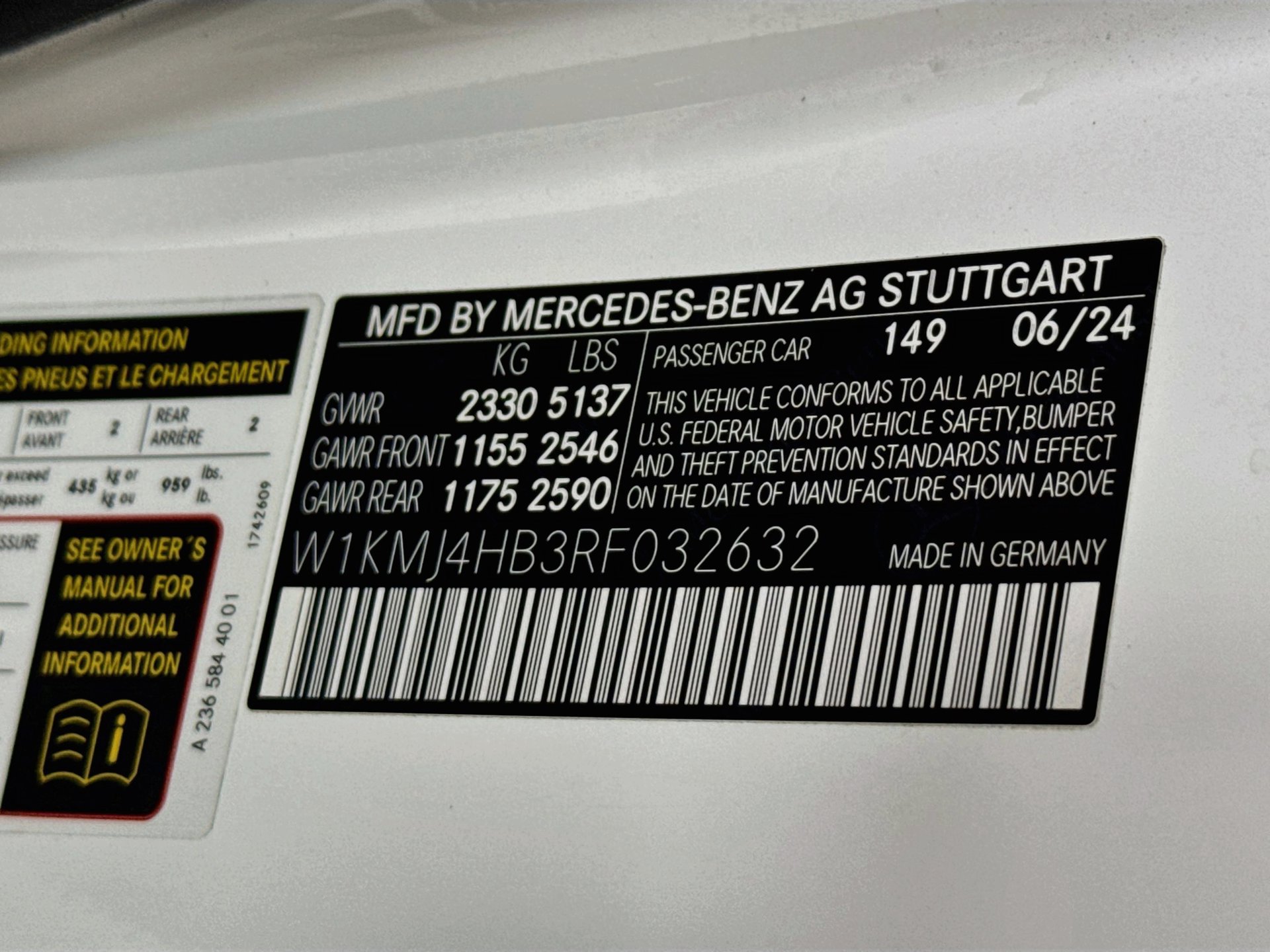 Used 2024 Mercedes-Benz CLE 300 4MATIC Coupe image 35