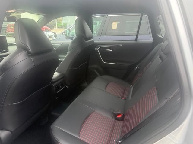 Used 2024 Toyota RAV4 XSE w/ Weather Package AWD/4WD image 14