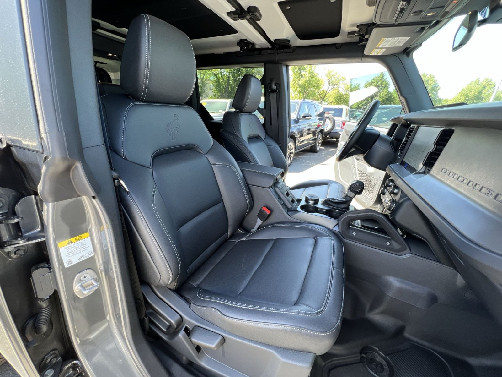 New 2025 Ford Bronco Badlands w/ Sasquatch Package AWD/4WD image 50