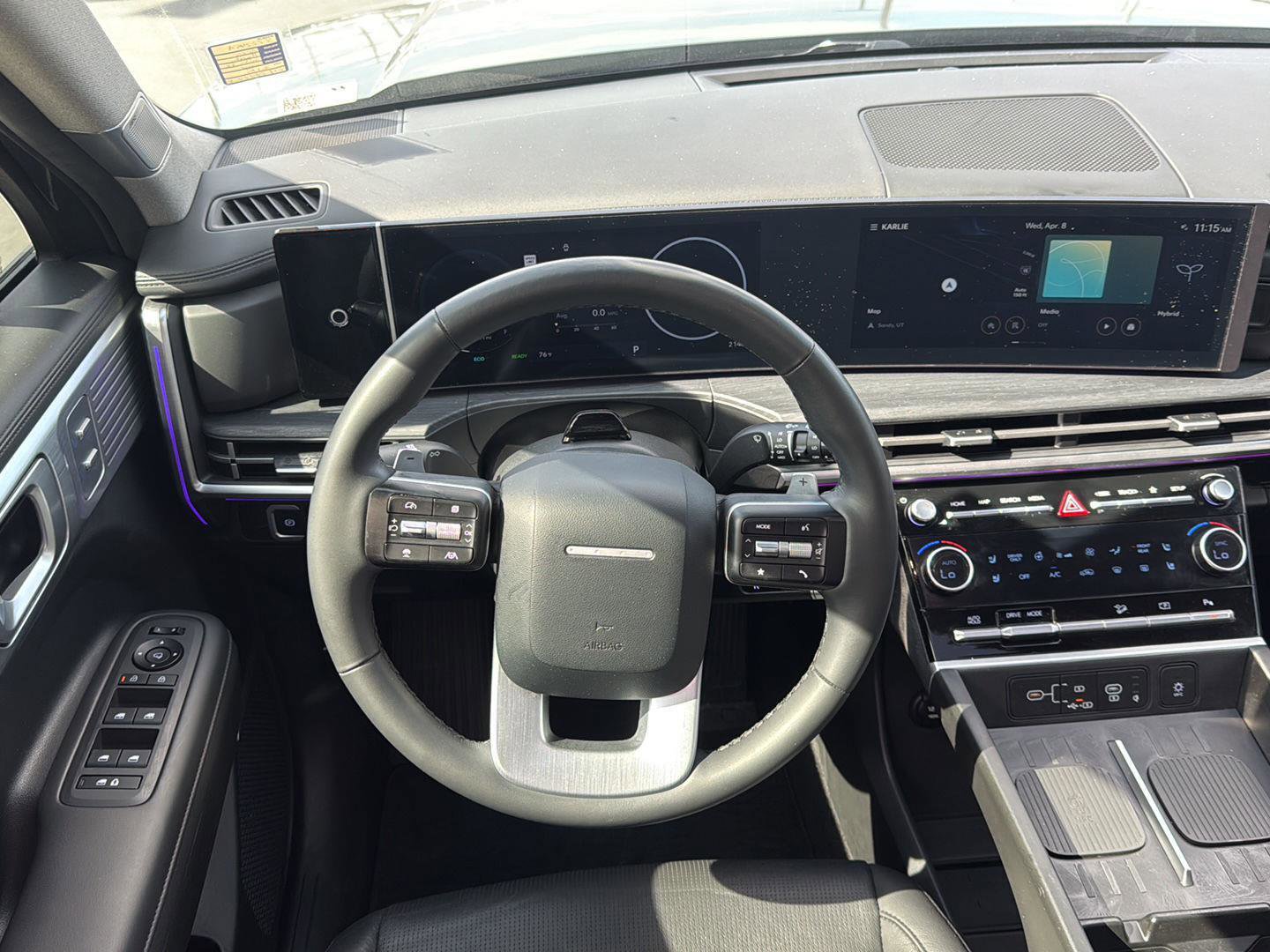Used 2025 Hyundai Santa Fe Limited FWD image 27