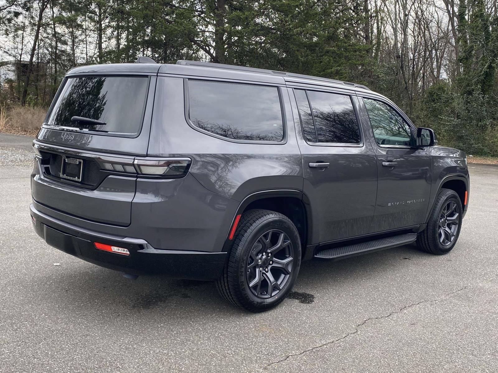 New 2026 Jeep Grand Wagoneer Limited AWD/4WD image 7