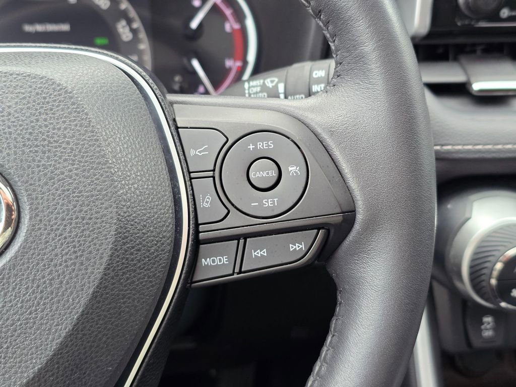 Used 2020 Toyota RAV4 Limited w/ Limited Grade Weather Package image 29