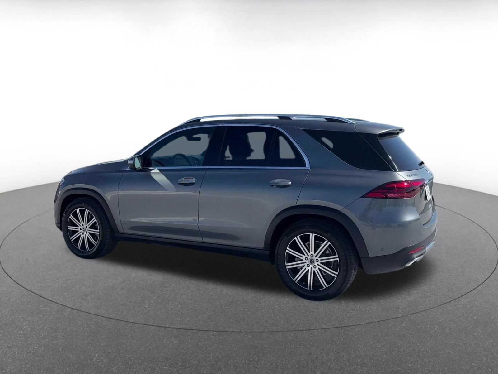 Used 2026 Mercedes-Benz GLE 350 4MATIC image 9