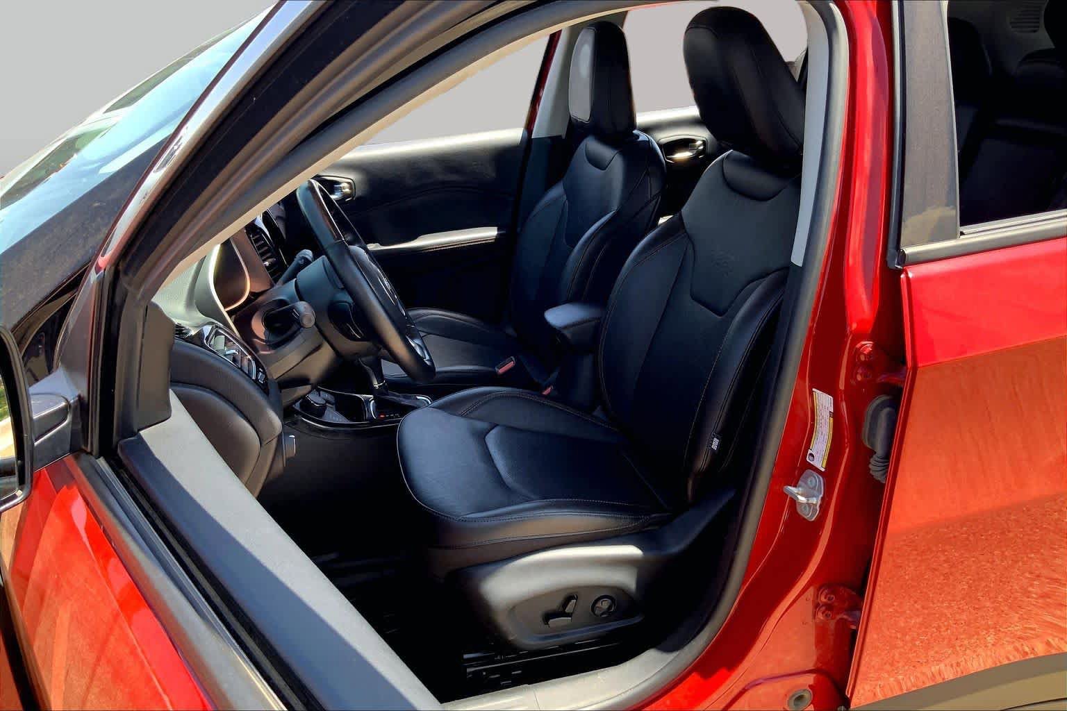 Used 2021 Jeep Compass Limited AWD/4WD image 8
