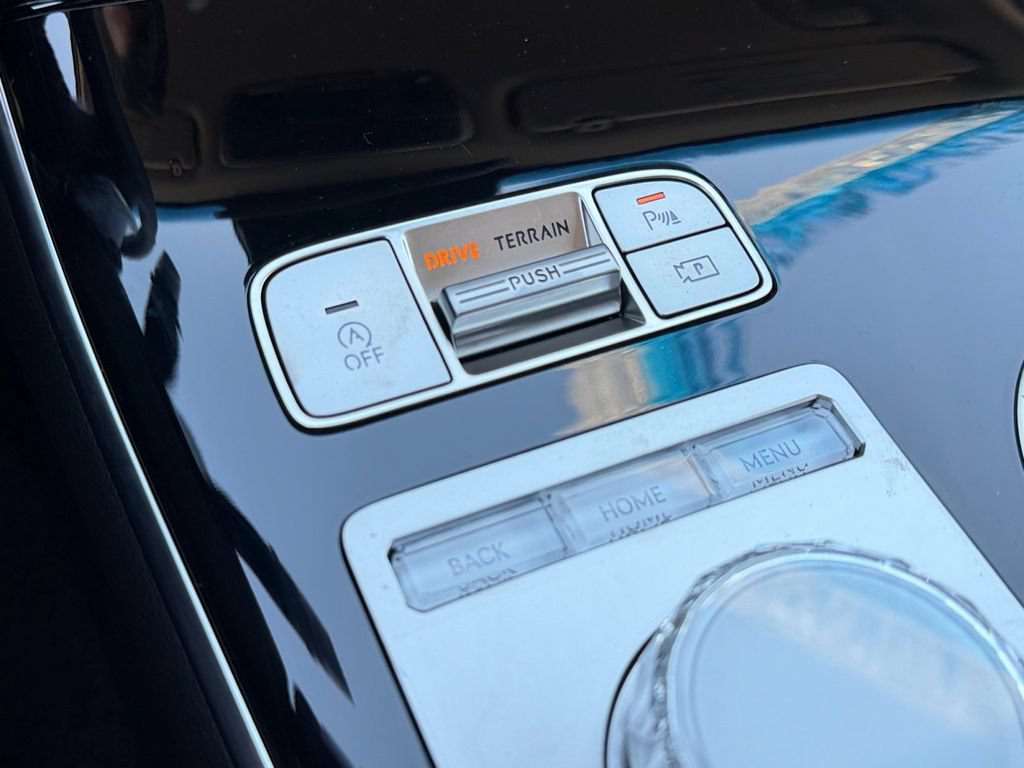 New 2026 Genesis GV70 2.5T AWD/4WD image 25
