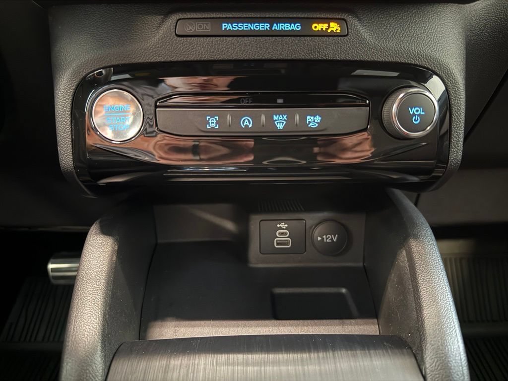 Used 2024 Ford Escape ST-Line w/ Tech Pack #1 AWD/4WD image 23