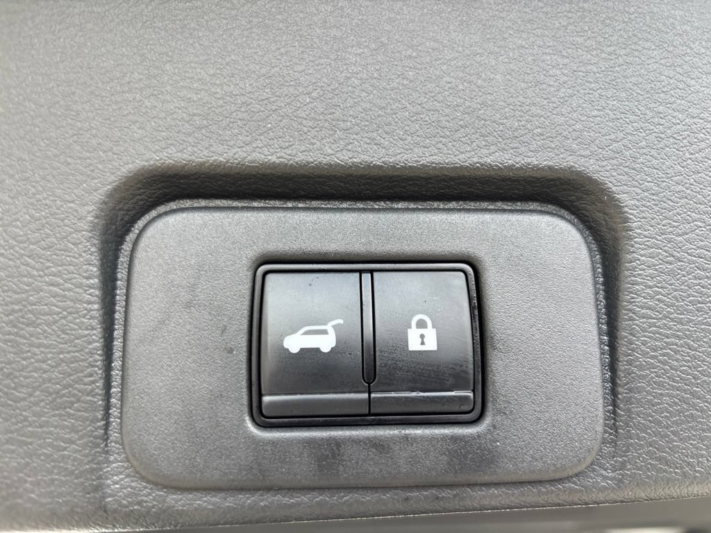 Used 2023 Nissan Rogue Platinum w/ Platinum Premium Package AWD/4WD image 6