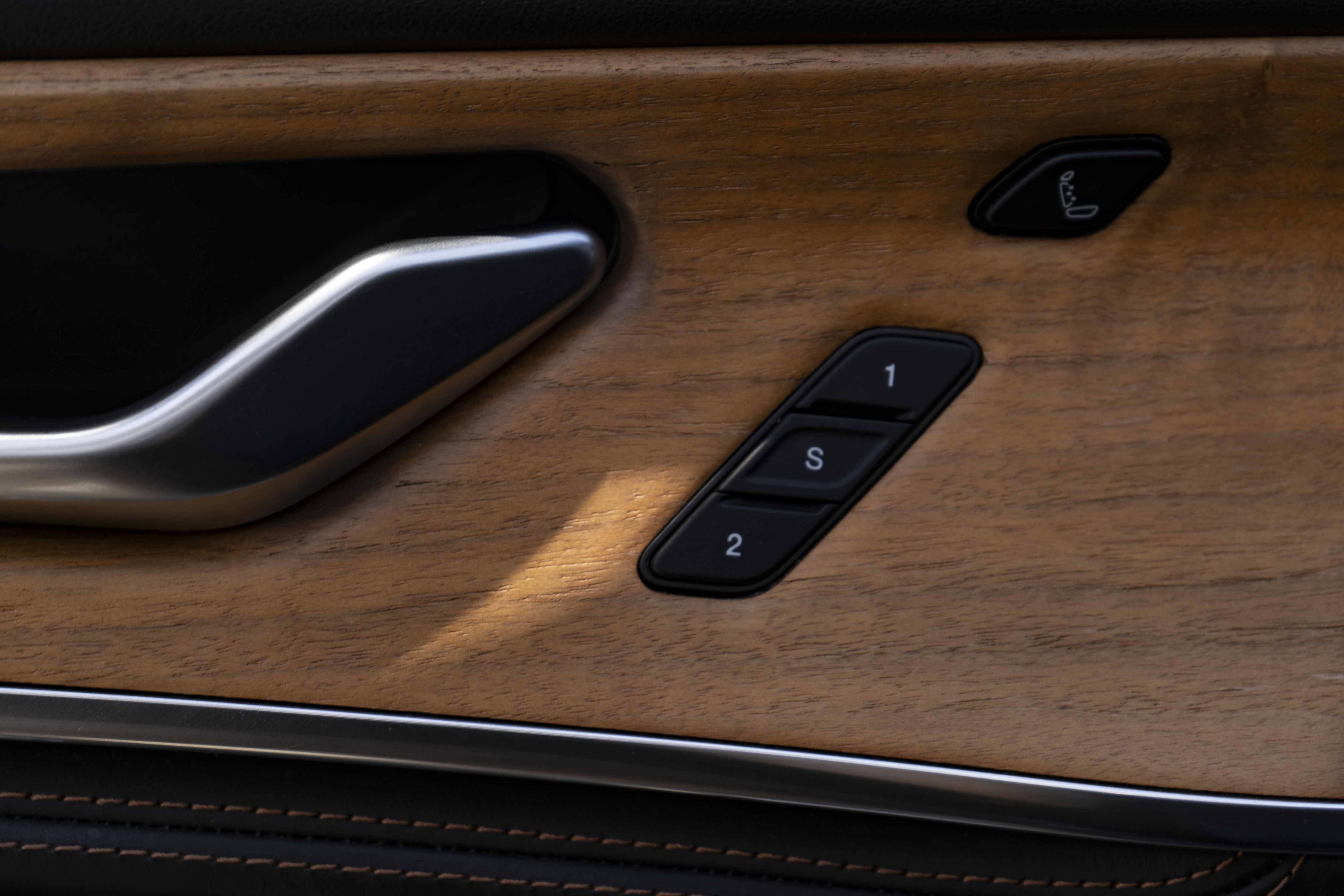 Used 2023 Jeep Grand Cherokee Summit image 30