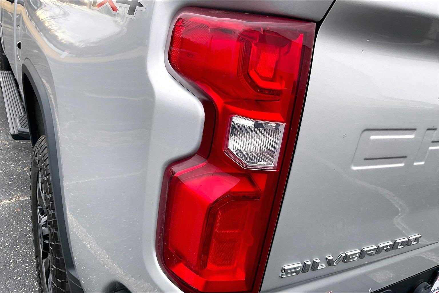 Used 2020 Chevrolet Silverado 2500 Custom w/ Custom Value Package image 22