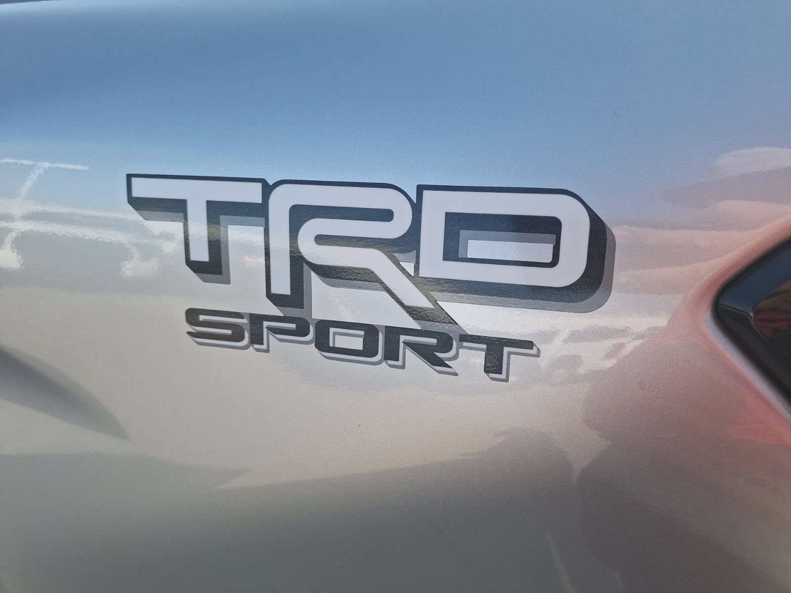 Used 2024 Toyota Tacoma TRD Sport AWD/4WD image 13