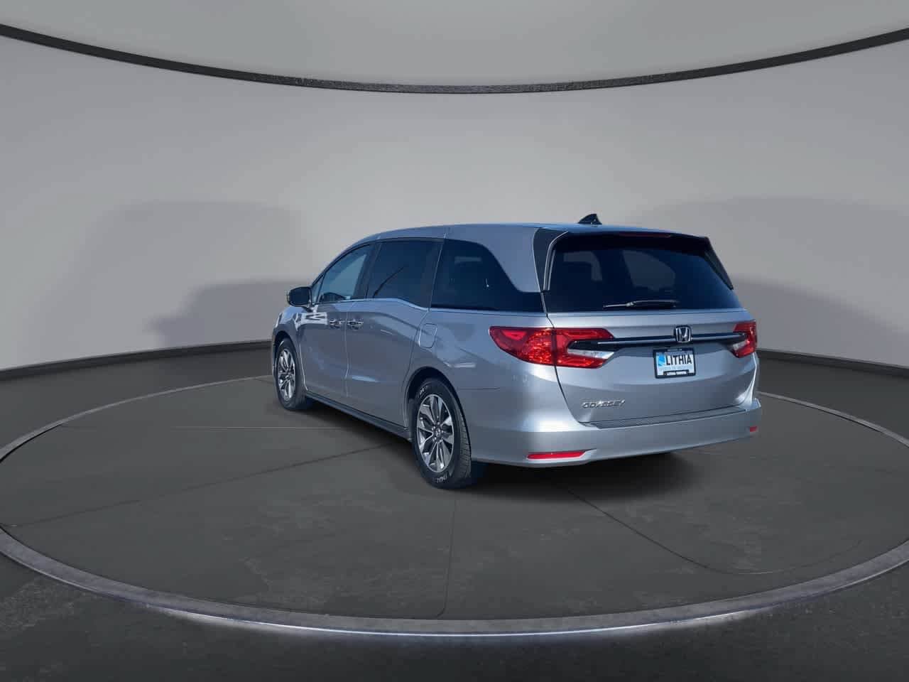 Used 2024 Honda Odyssey EX-L image 8