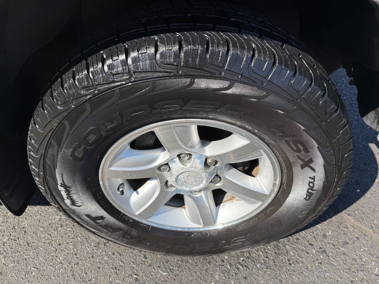 Used 2005 Toyota Sequoia SR5 AWD/4WD image 12