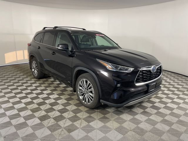 Used 2022 Toyota Highlander Platinum AWD/4WD image 22