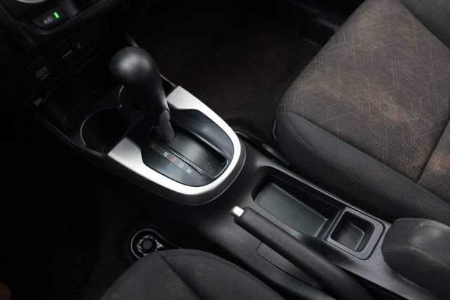 Used 2015 Honda Fit EX image 39