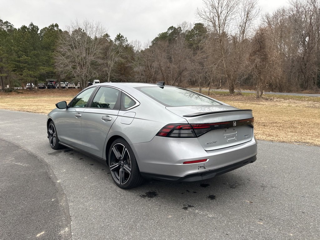 Used 2024 Honda Accord Sport image 7