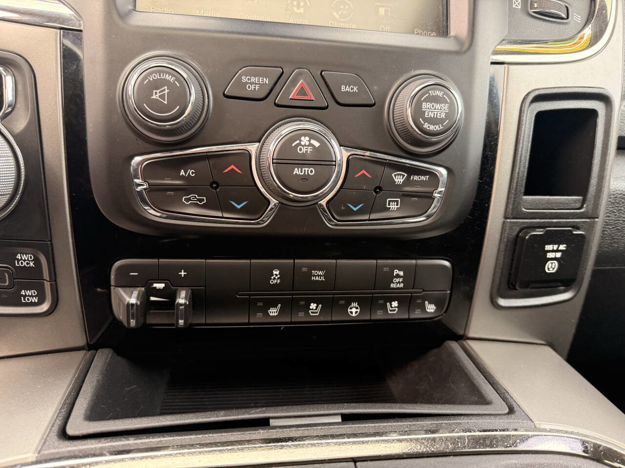 Used 2016 RAM 1500 Sport w/ Sport Premium Group image 4