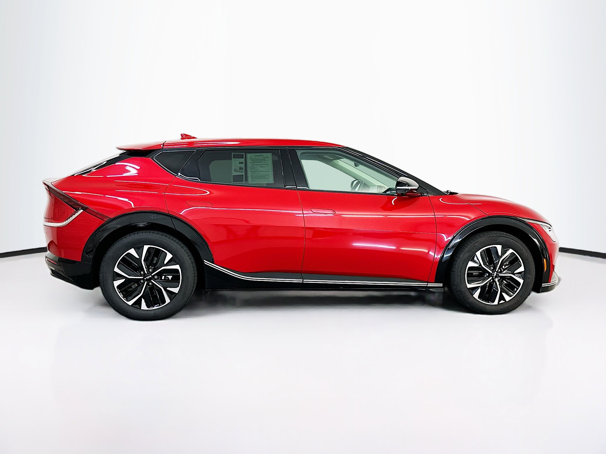 Used 2024 Kia EV6 Wind w/ Wind Technology Package AWD/4WD image 10
