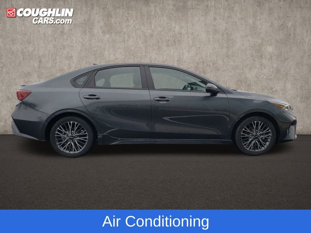 Used 2023 Kia Forte GT-Line image 10