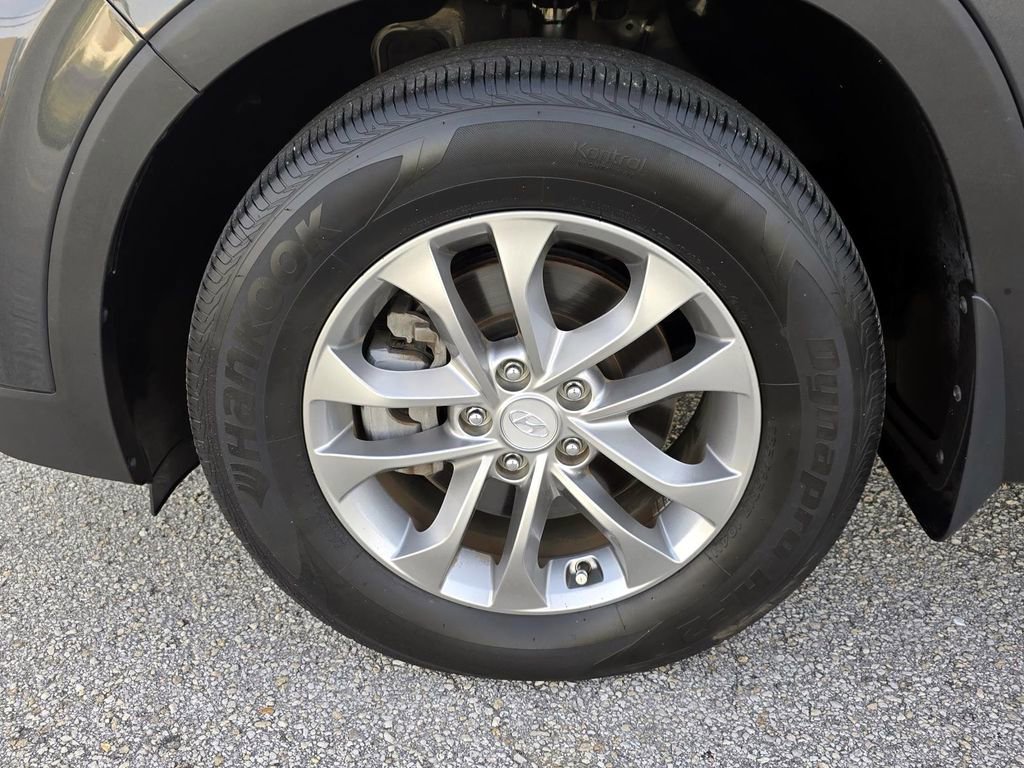 Used 2020 Hyundai Santa Fe SEL image 9