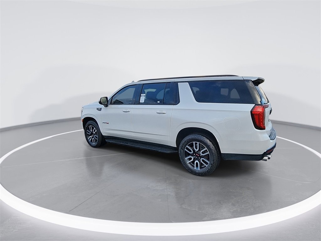 Used 2023 GMC Yukon XL AT4 image 6