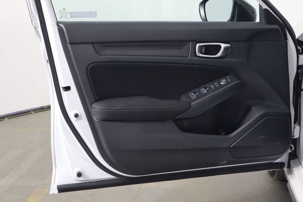 Used 2023 Honda Civic Sport image 18