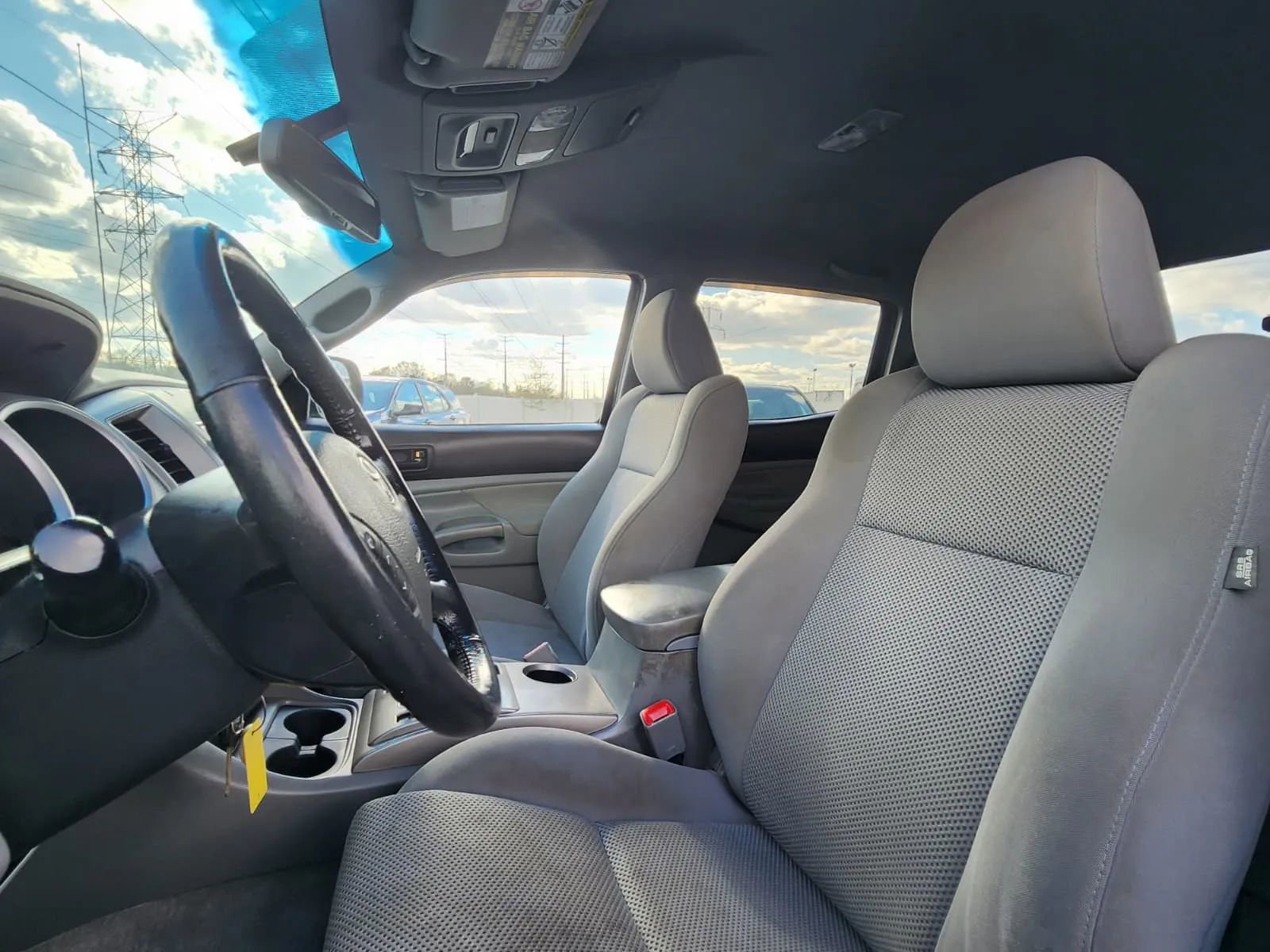 Used 2010 Toyota Tacoma PreRunner image 12