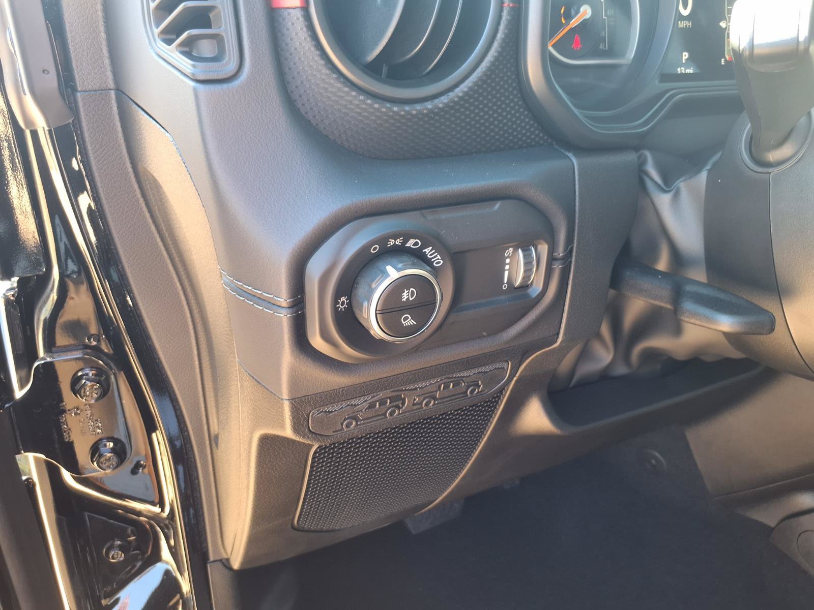 New 2026 Jeep Gladiator Rubicon AWD/4WD image 11