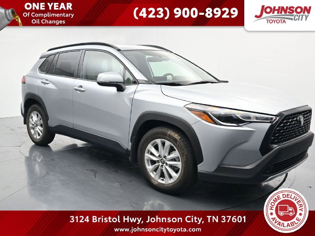 Used 2024 Toyota Corolla Cross LE w/ Moonroof Package