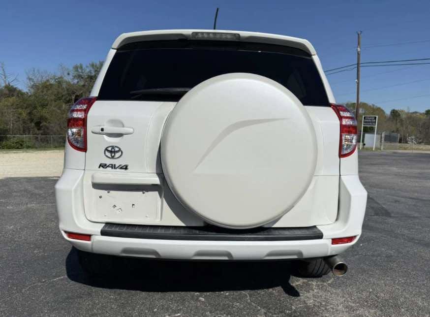 Used 2012 Toyota RAV4 Limited w/ Premium Plus Value Pkg FWD image 4