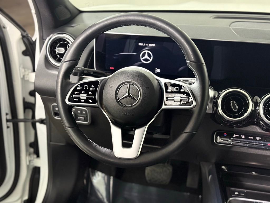 Used 2020 Mercedes-Benz GLB 250 4MATIC image 12