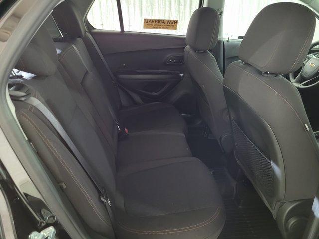 Used 2020 Chevrolet Trax LS w/ Tint and Cruise Package image 35