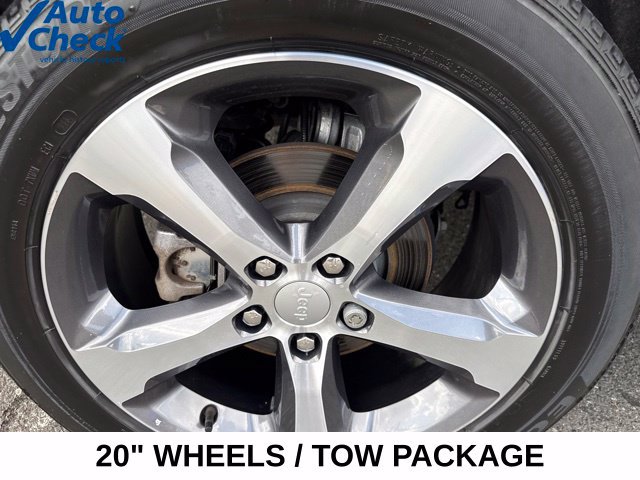 Used 2023 Jeep Grand Cherokee Limited w/ Trailer Tow Prep Group (B) AWD/4WD image 12