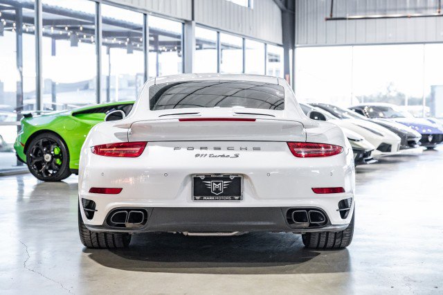 Used 2015 Porsche 911 Turbo S image 5