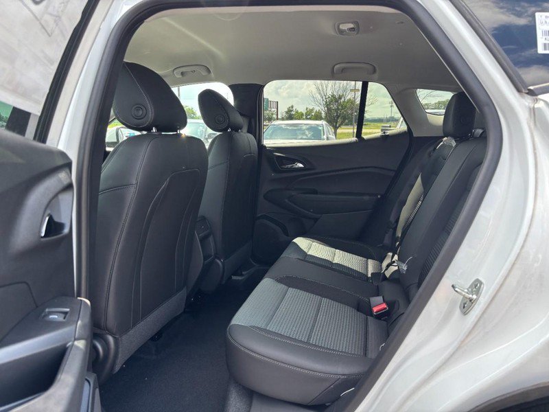 New 2026 Chevrolet Trax LT FWD image 5