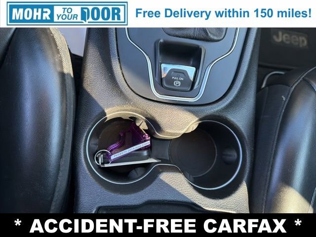 Used 2019 Jeep Cherokee Latitude Plus w/ Comfort/Convenience Group image 23