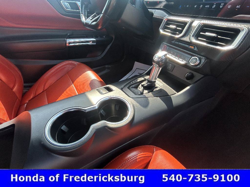 Used 2025 Ford Mustang Premium RWD image 21