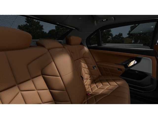 New 2027 BMW 740i xDrive AWD/4WD image 12