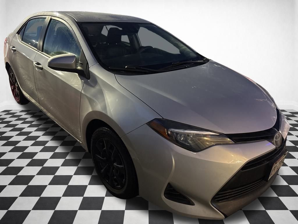 Used 2019 Toyota Corolla LE image 30