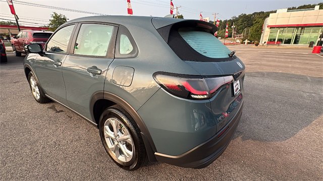 Used 2024 Honda HR-V LX image 3