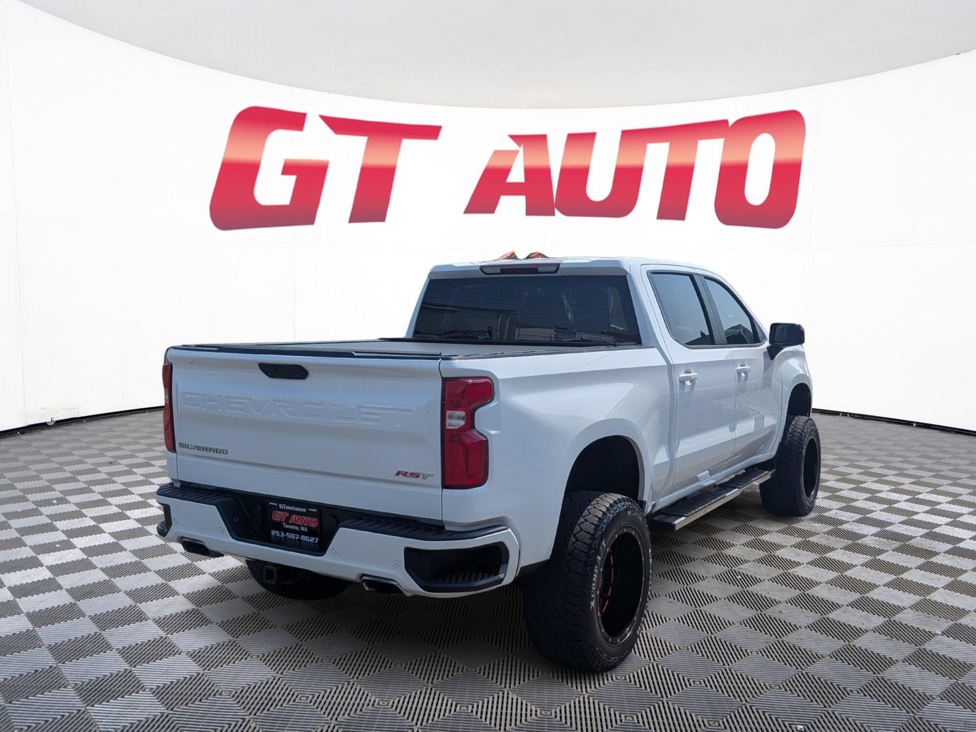 Used 2019 Chevrolet Silverado 1500 RST AWD/4WD image 5
