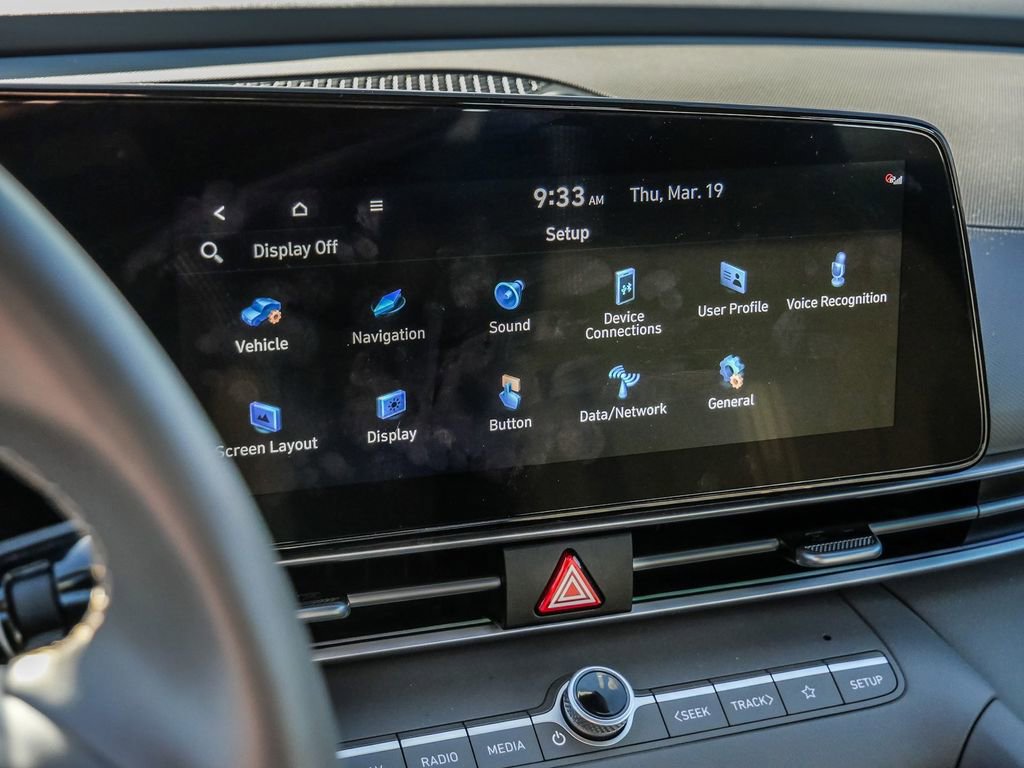 Used 2025 Hyundai Elantra SEL FWD image 28