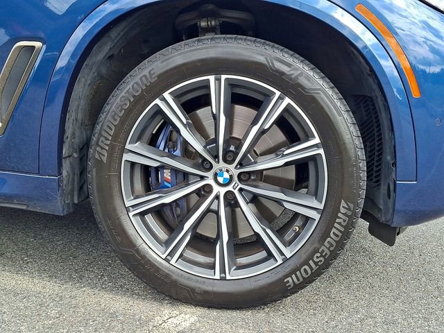 Used 2022 BMW X5 M50i image 11