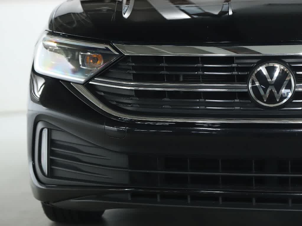 Certified 2024 Volkswagen Jetta SEL FWD image 6