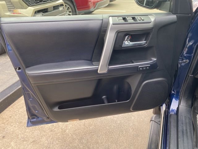 Used 2018 Toyota 4Runner Limited image 17