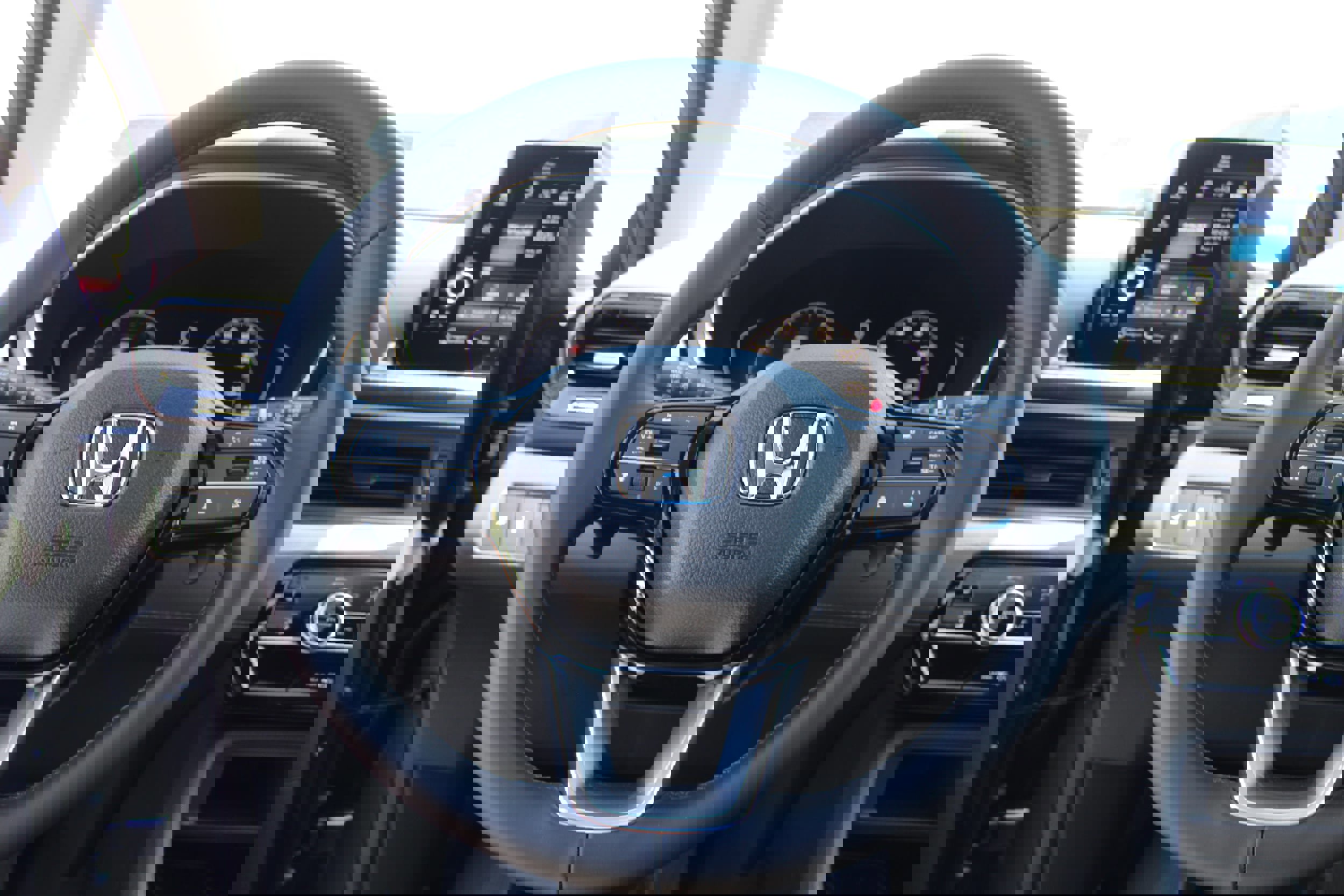 New 2025 Honda Pilot Touring image 8